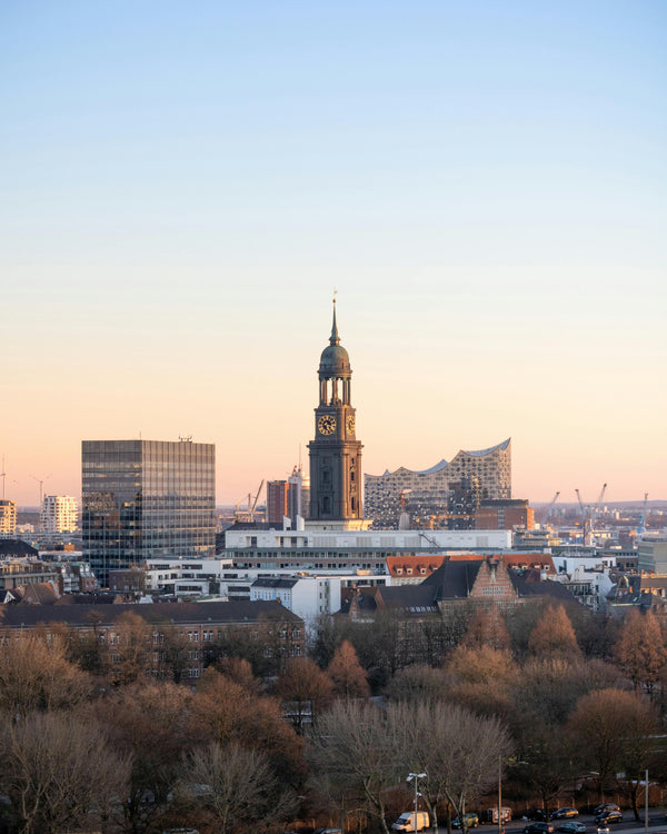 Hautpflege in Hamburg — Meeresluft, Feuchtigkeit und was norddeutsche Haut braucht