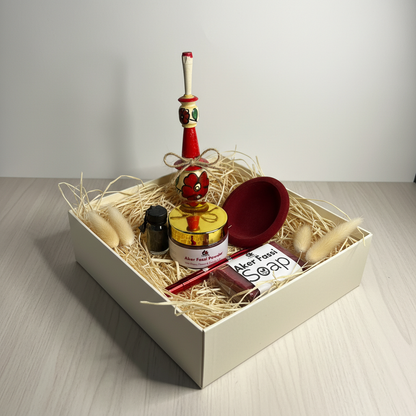 Aker Fassi Beauty Bundle – Rotes Ritual Set | Seife, Pulver, Lippenfarbe mit doppelter Pinsel & Khol Set